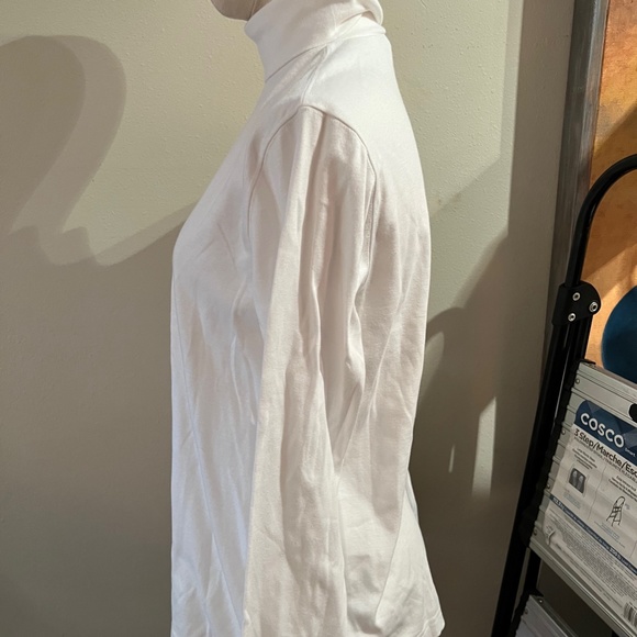 2 Lands End Ladies White Cotton Pima Lisle Turtlenecks,  Medium, Regular, NWT - Picture 9 of 12
